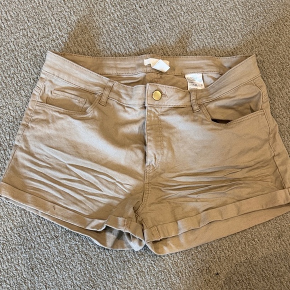 H&M Beige Roll-Cuff Jean Shorts